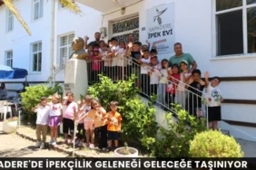 Alanya'da Tepki Çeken Görüntüler! Yabancı Uyruklu Şahıs Devlete Hakaret Etti - Mega TV thumbnail