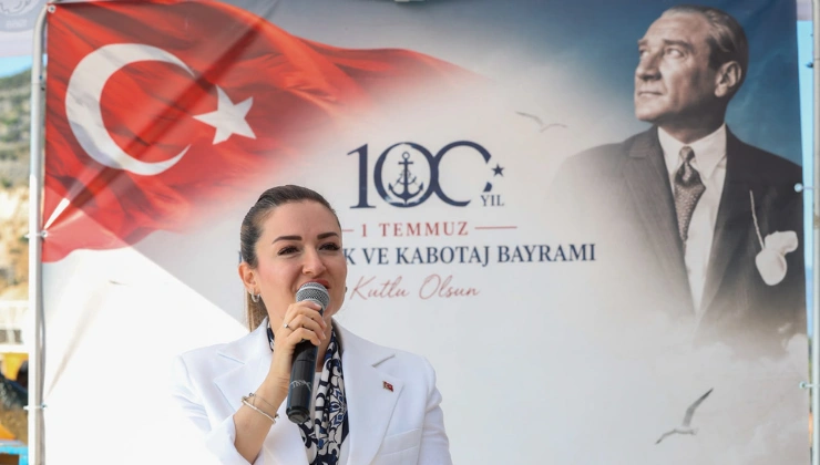 Antalya'da Denizcilik ve Kabotaj Bayramı'na Renkli Kutlama - Mega TV Alanya haber 61 1 - Mega TV