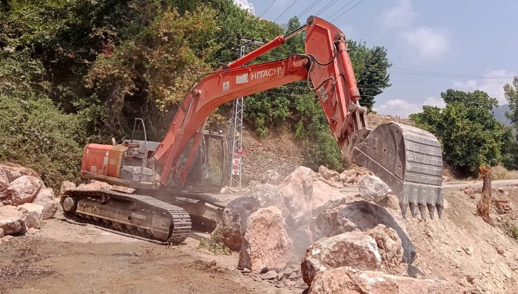 Alanya’nın Yayla Yollarında Bakım Çalışması! Büyükşehir Ekipleri Harekete Geçti - Mega TV Alanya haber 2026 08 10T115746.338 - Mega TV