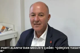 Alanya Açıklarında Sabah Sürprizi! Yunus Ailesi, Her Şeye Rağmen Akdeniz’in Göz Bebeğini Tercih Etti - Mega TV thumbnail