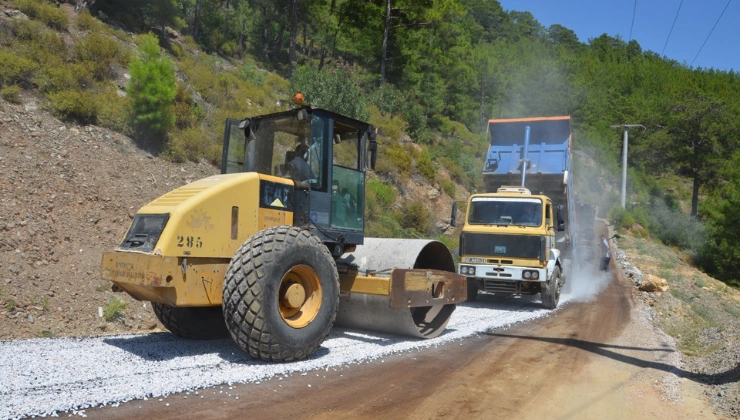 Alanya’da Ulaşımı Rahatlatacak Çalışma: 8 Kilometrelik Yol Asfaltlandı - Mega TV Alanya haber 2026 08 26T131833.048 - Mega TV