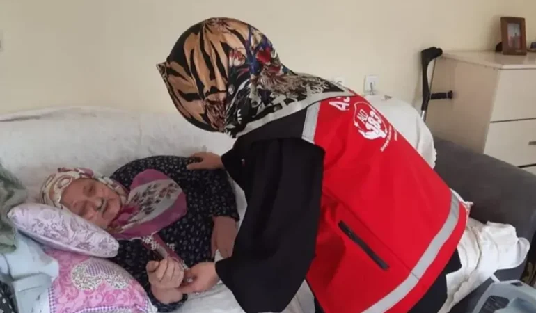 Evde Bakım Yardımı ödemeleri hesaplara yatırıldı