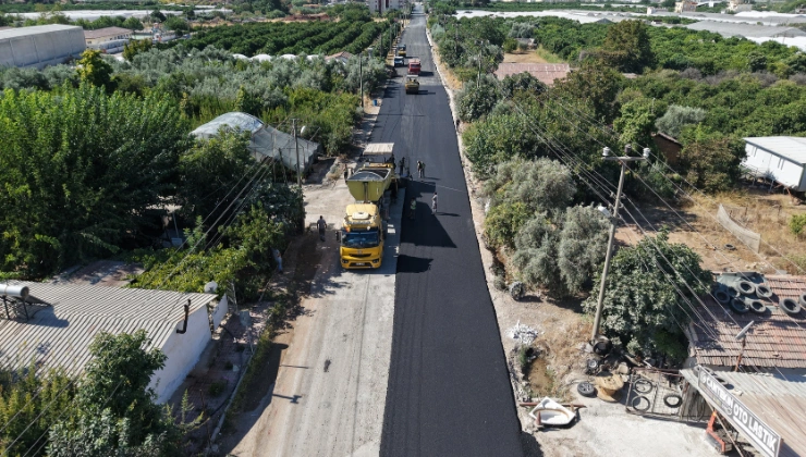 Kumluca Atatürk Caddesi’nde sıcak asfalt çalışması tamamlandı - Mega TV Alanya haber 2026 09 12T140325.155 - Mega TV