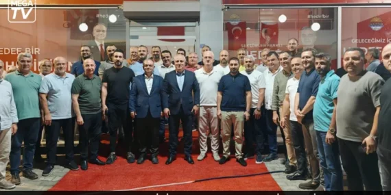 Erdem’den rakibi Tuna’ya nezaket ziyareti