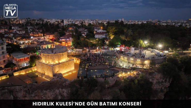 Hıdırlık Kulesi’nde gün batımı konseri