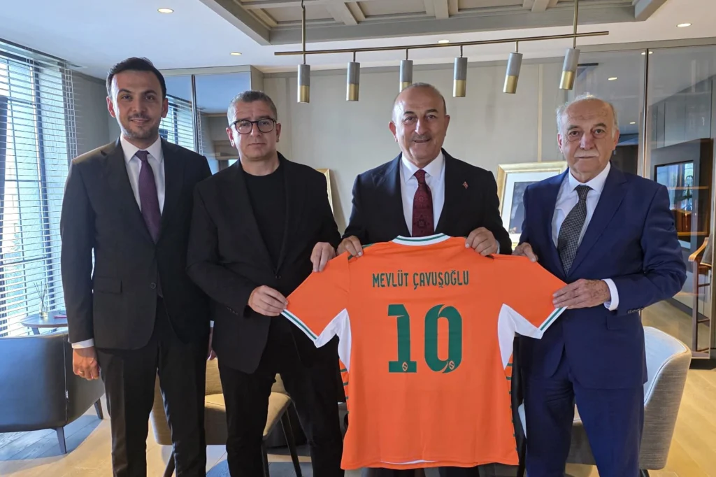 Alanyaspor heyetinden Ankara’da peş peşe kritik temaslar - Mega TV IMG 1721 - Mega TV