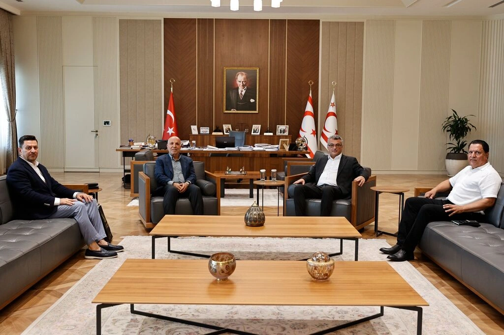 Hasan Çavuşoğlu’ndan KKTC Cumhurbaşkanı Tufan Erhürman’a ziyaret - Mega TV Hasan Çavuşoğlu’ndan KKTC Cumhurbaşkanı Tufan Erhürman’a ziyaret