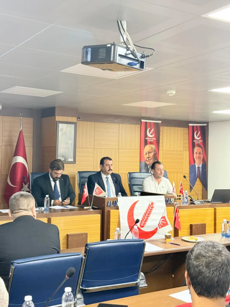 Yeniden Refah Partisi Alanya’da buluştu