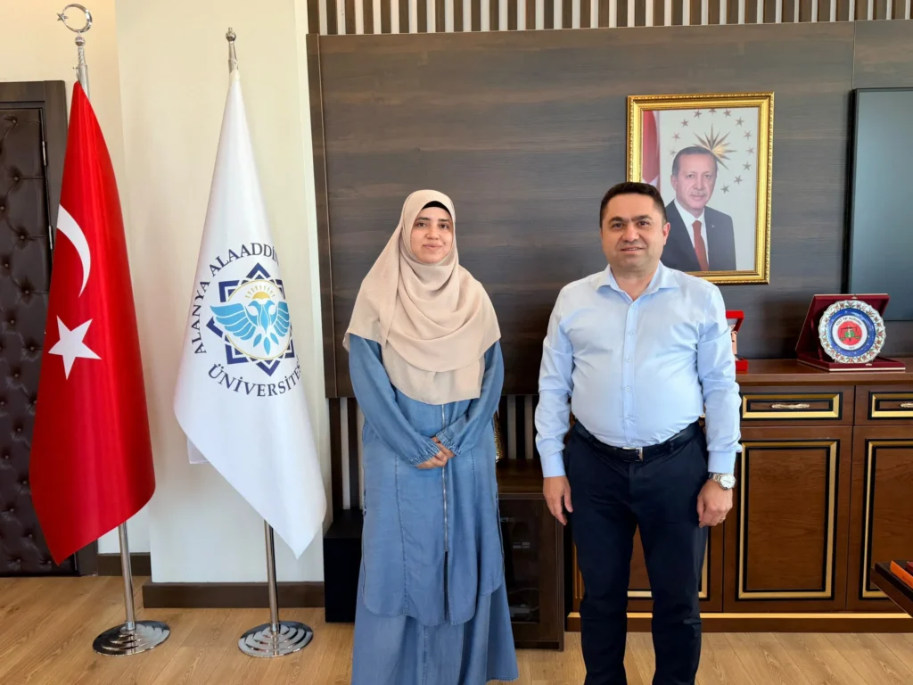 Kübra Sarıca, ALKÜ Rektör Danışmanı oldu - Mega TV Kübra Sarıca, ALKÜ Rektör Danışmanı oldu
