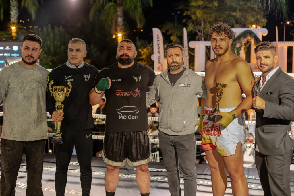Lions Fight Night 3 Alanya’da nefes kesti - Mega TV 13.jpg - Mega TV