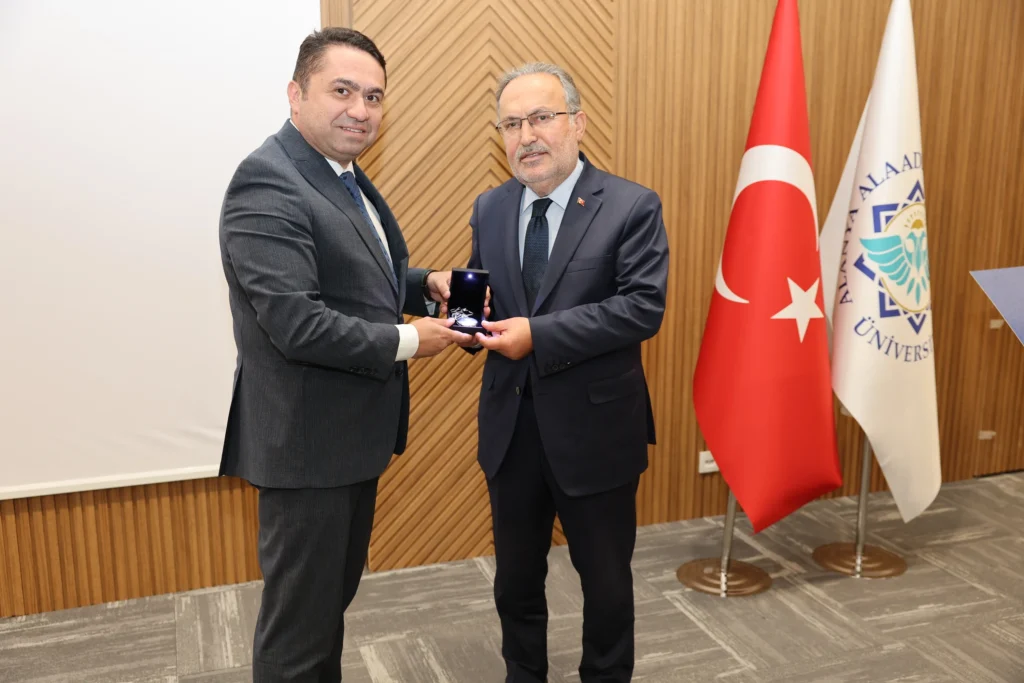 ALKÜ’de 15 Temmuz ve millî birlik ruhu konuşuldu - Mega TV ALKUDE 15 TEMMUZ VE MILLI BIRLIK RUHU KONUSULDU 12 - Mega TV