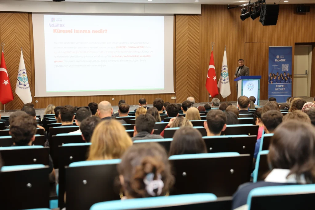 ALKÜ’de COP31 gönüllüleri seferberliğe hazır - Mega TV ALKUDE COP31 GONULLULERI SEFERBERLIGE HAZIR 3 - Mega TV