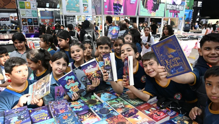 Antalya Kitap Fuarı’nda binlerce okur buluştu - Mega TV Alanya haber 2026 10 10T151143.518 - Mega TV