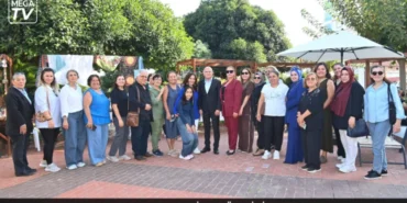 Kumluca Kadınlar Kahvesi’nde üretici kadınlara destek