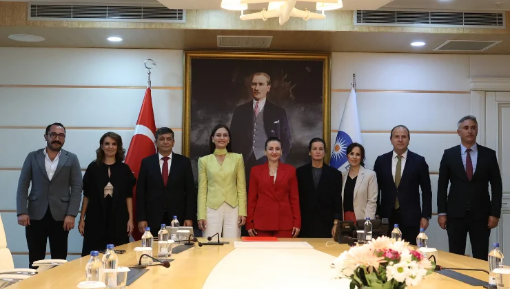 Korkuteli’ne 11 bin ton sıcak asfalt ve Çevre Dostu Çiftçi Kart - Mega TV Alanya haber 8 2 - Mega TV