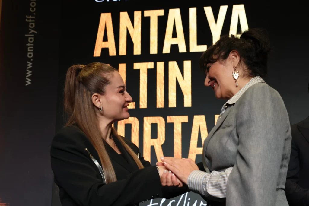 63. Antalya Altın Portakal Film Festivali “Daima” sloganıyla başlıyor - Mega TV Altin Portakal Basin Toplantisi 6 - Mega TV