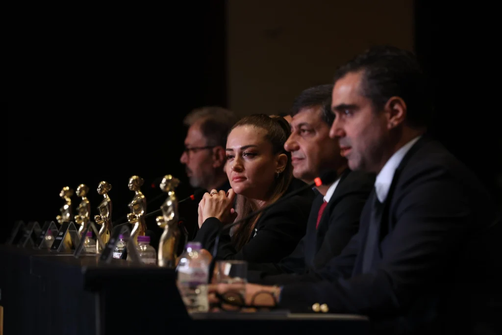 63. Antalya Altın Portakal Film Festivali “Daima” sloganıyla başlıyor - Mega TV Altin Portakal Basin Toplantisi 8 - Mega TV