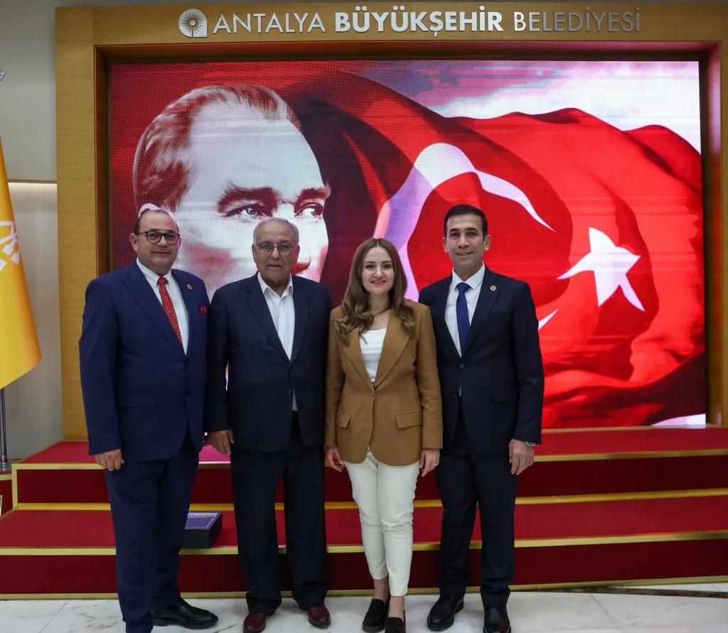 Baskan Vekili Ozdemir Muhtarlar Dernek Baskanlarini kabul etti 7 - Mega TV