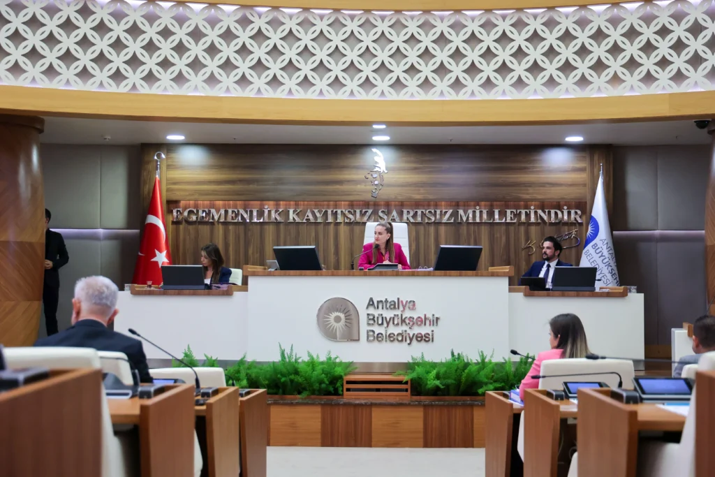 Büşra Özdemir: Altıntaş Yağmur Suyu Projesi 2021'den Bu Yana Hazır - Mega TV Baskan Vekili Ozdemirden Altintas aciklamasi 6 - Mega TV