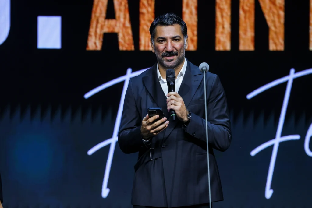 Berkay Ates - Mega TV