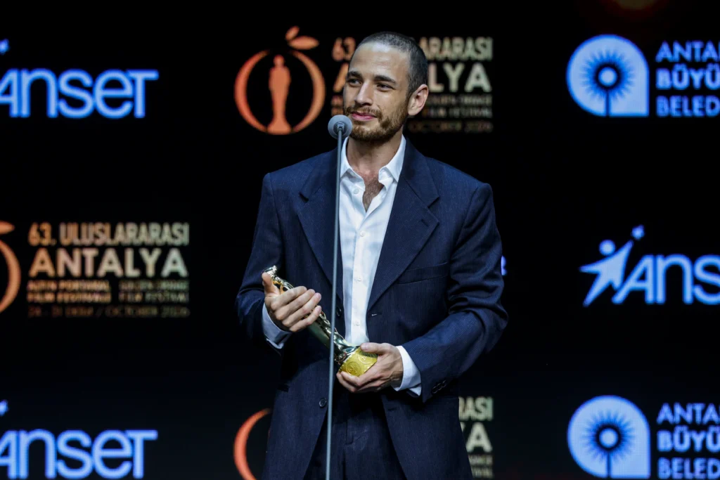Cem Yigit Uzumoglu - Mega TV