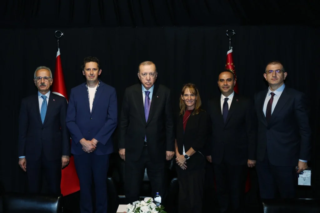 Erdoğan’dan Antalya’da uzay diplomasisi mesajı - Mega TV HT4MM3DWQAA 20q - Mega TV