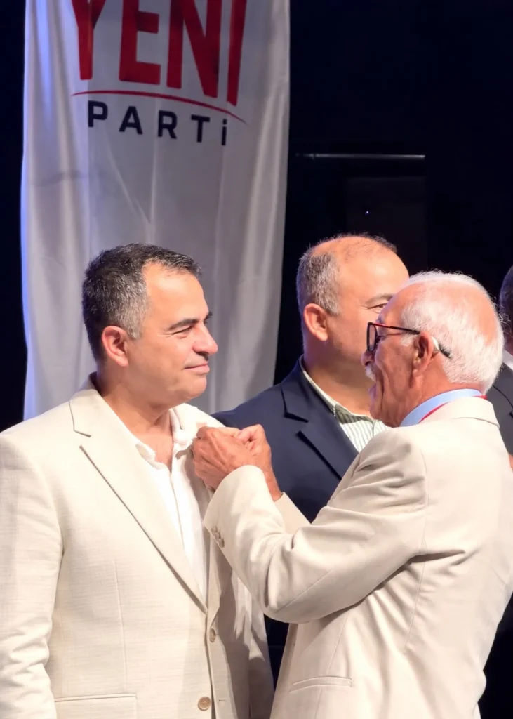 Koçak’ın 36 yıllık siyasi hayatında 5. durak YENİ Parti - Mega TV Koçak’ın 36 yıllık siyasi hayatında 5. durak YENİ Parti