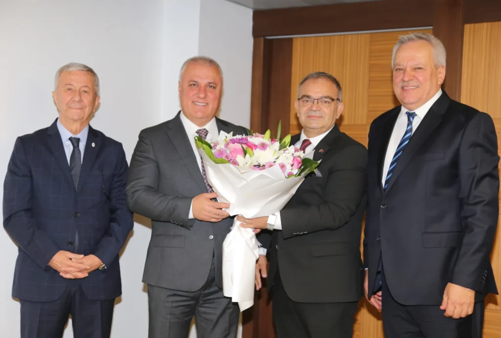 ALTSO’da devir teslim töreni gerçekleştirildi - Mega TV ALTSO’da devir teslim töreni gerçekleştirildi
