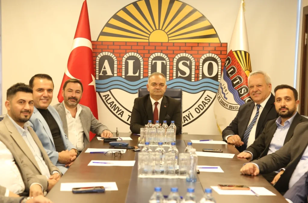 ALTSO’da yeni dönemin görev dağılımı belli oldu - Mega TV ALTSO’da yeni dönemin görev dağılımı belli oldu