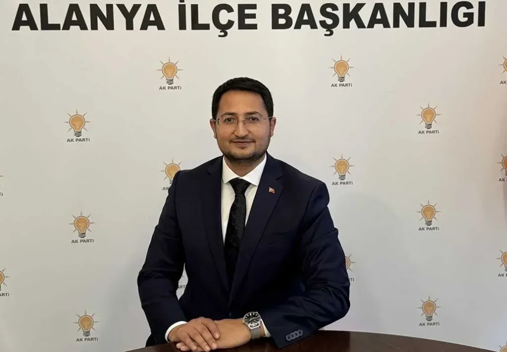 Semih Ersoy’dan duygulandıran veda - Mega TV Semih Ersoy’dan duygulandıran veda